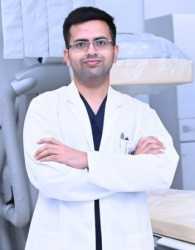 Dr-Devasheesh-Kamra